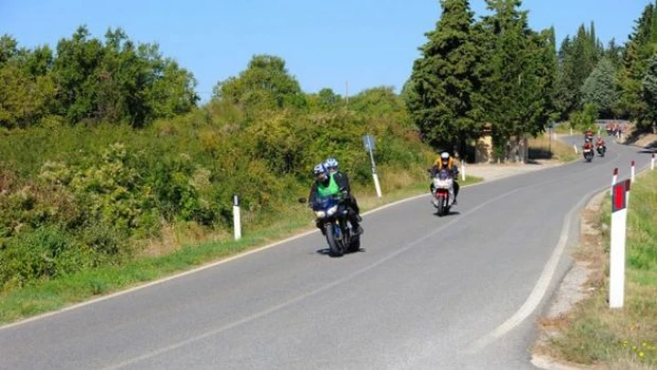 In Moto Senza Vista: il motociclismo si avvicina ai non vedenti