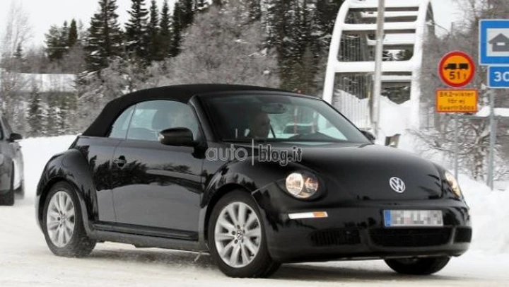Volkswagen: con il Model Year 2013 arrivano le Beetle Cabriolet e Jetta Hybrid