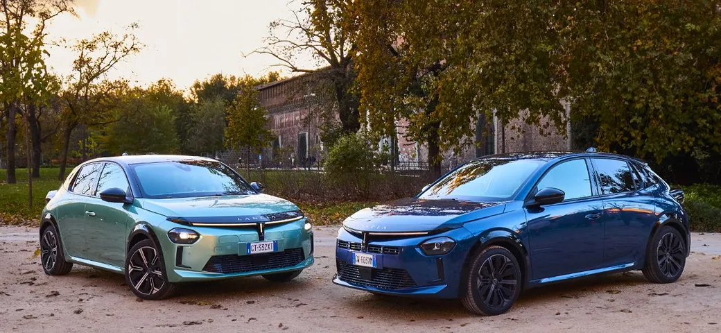 Lancia Ypsilon, l'elettrica aumenta l'autonomia e l'ibrida la potenza