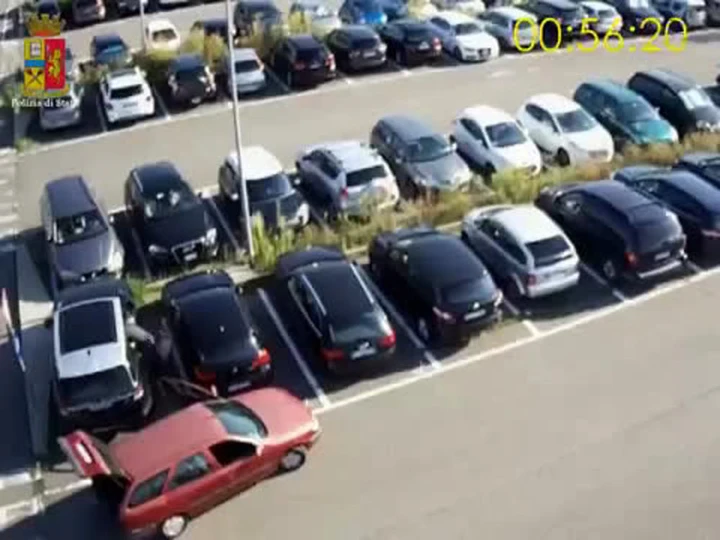 Furti auto di lusso, il capo della banda lavorava in Maserati