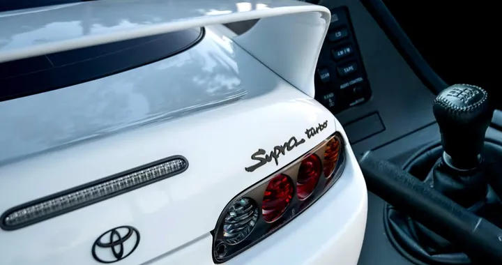 Sembra uscita dal 1998, questo bolide giapponese è perfetto