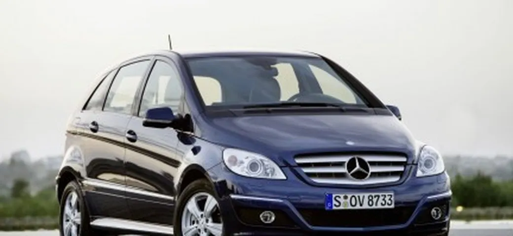 Una dopo l'altra: Mercedes Classe B restyling