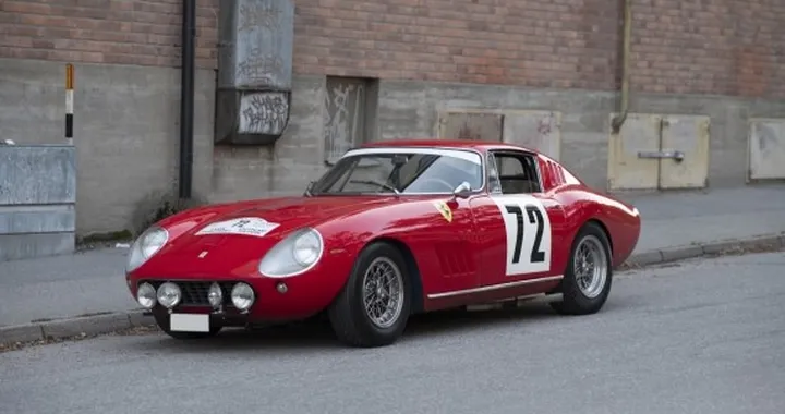 Rétromobile 2020: Ferrari 275 GTB regina dell'asta Artcurial