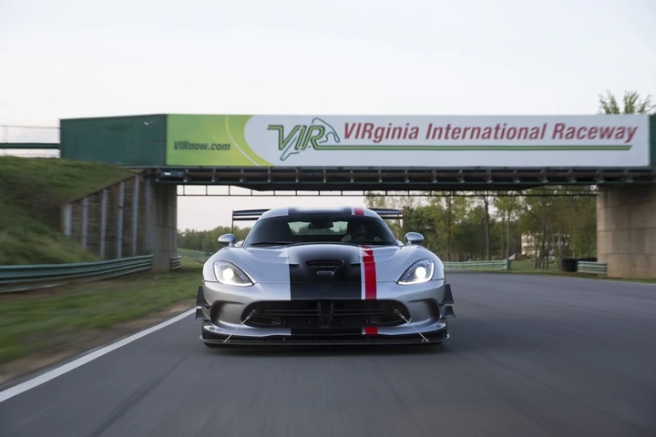 Dodge Viper: piccole novità per la ACR