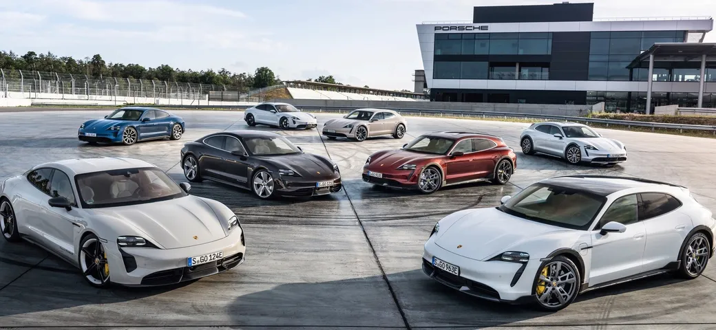 Porsche Taycan MY 2023: novità per tutta la gamma