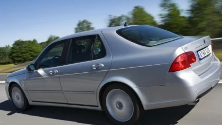 Saab: si chiude oggi la produzione della vecchia 9-5