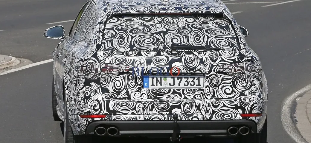 La nuova Audi S4 al Nurburgring