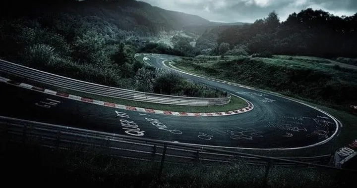 Nurburgring: come fare il punta tacco [Video]