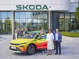 Škoda Elroq Respectline, l'auto arcobaleno che celebra l'inclusività