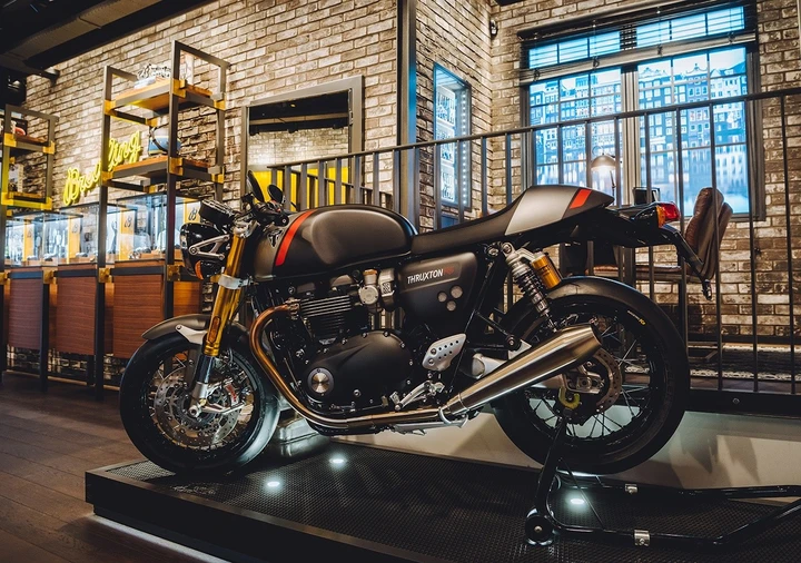 Triumph e Breitling insieme: presto due special edition