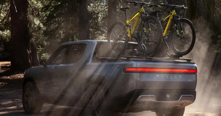 Rivian R1T: un pick-up elettrico per ogni avventura