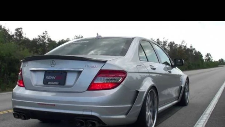 RENNtech C74 Konzept su base Mercedes C63 AMG: ecco come suona con lo scarico Akrapovic