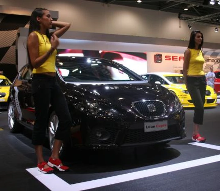 Live from London: Seat Girls