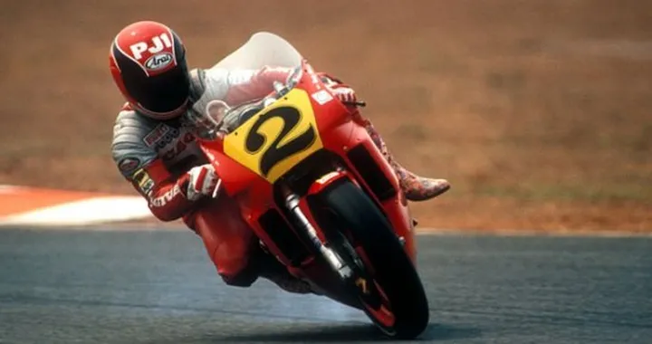Foto del Giorno: Randy Mamola in powerslide