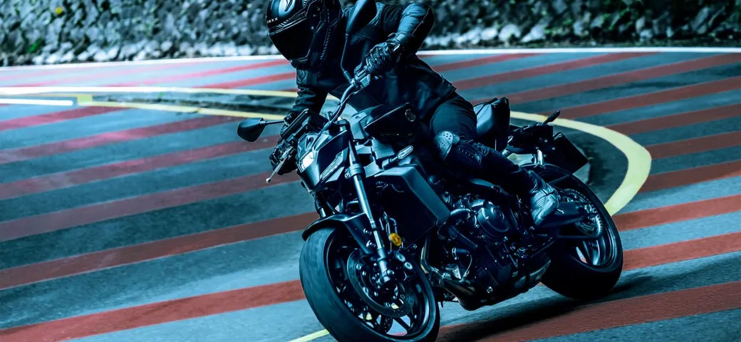 Yamaha MT-09 Y-AMT: la naked con cambio automatico manuale innovativo