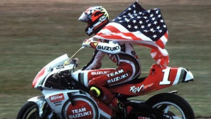 Kevin Schwantz torna in pista in Nuova Zelanda, il mito torna in moto!