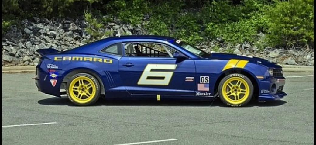 Chevrolet: all'asta la Camaro Prototype Race Car