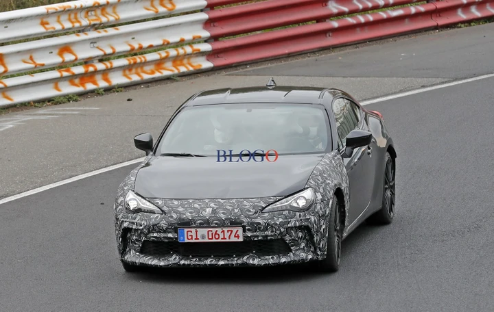 Nuova Subaru BRZ: foto spia della seconda generazione?