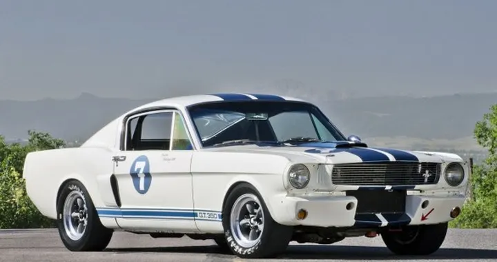 Shelby GT350: all'asta l'esemplare di Stirling Moss