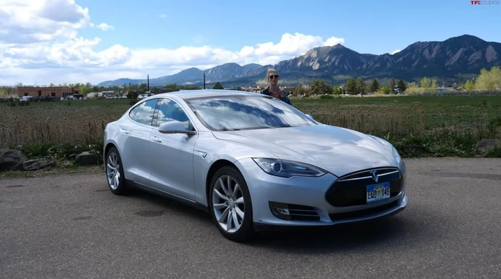 Tesla Model S