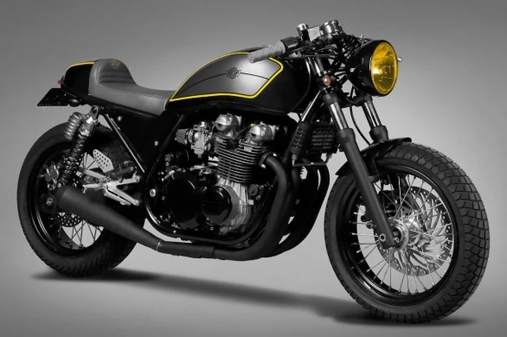 Kawasaki Zephyr by Ton-Up Garage