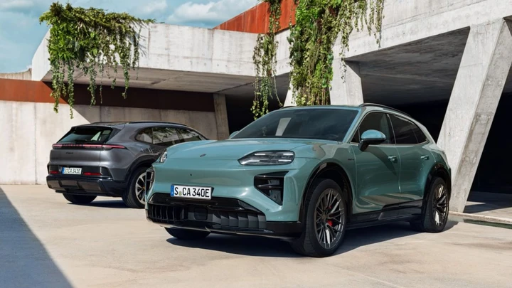 Porsche Cayenne Electric, adesso è davvero realtà: i prezzi