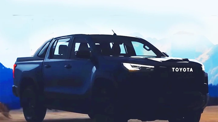 Nuovo Toyota Hilux: primo sguardo al pick-up rinnovata