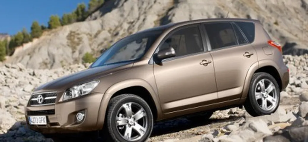 Toyota Rav4: nuove immagini del Model Year 2009