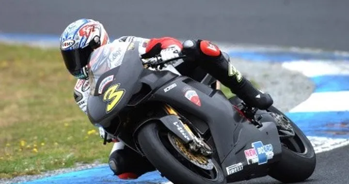 SBK: Biaggi e Xaus di nuovo in pista a Phillip Island