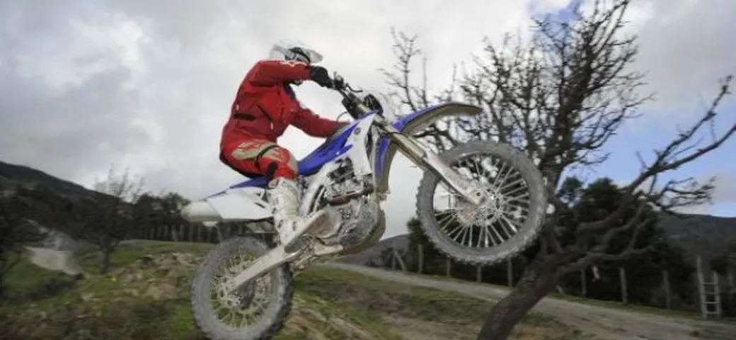 Yamaha WR450F: il Test di Motoblog, voglia di enduro