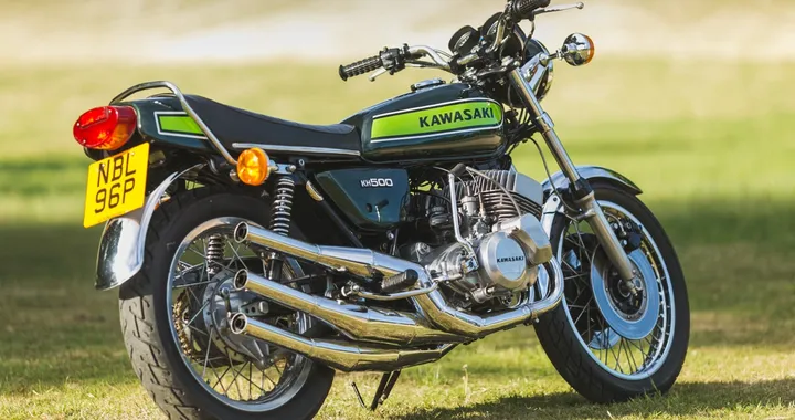 Ha fuso due Kawasaki e ha creato un mostro a 5 cilindri: è pura follia su due ruote