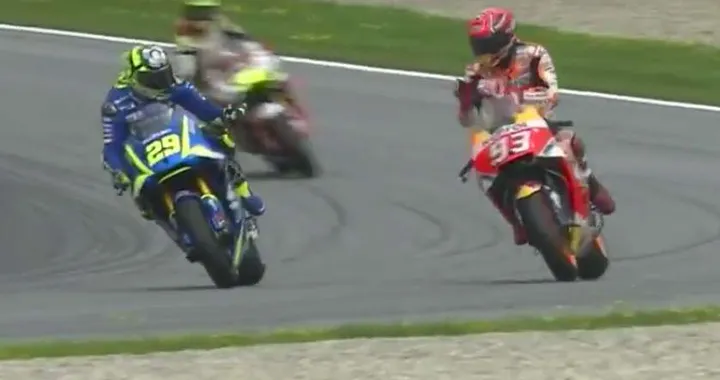Marquez VS Iannone: si riapre la questione dei "succhia-scia"