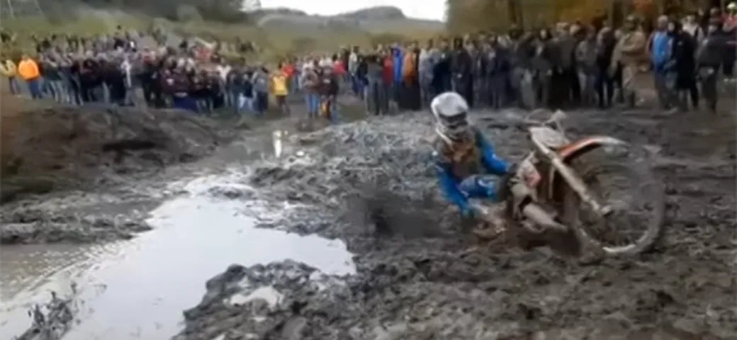 Quando le gare di enduro son pericolose [Video]
