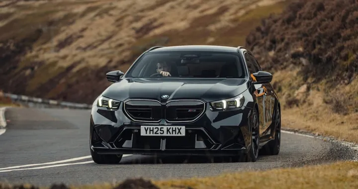 BMW Serie 5, il restyling rivoluziona tutto sia dentro che fuori