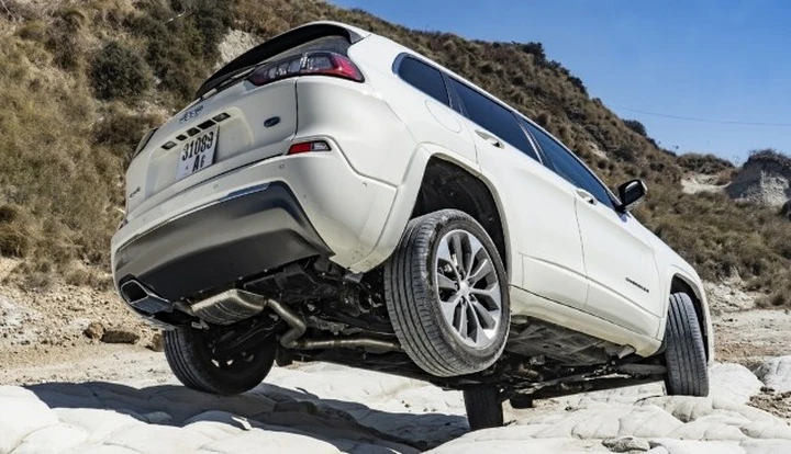 Jeep Cherokee 2019: la video prova in off-road