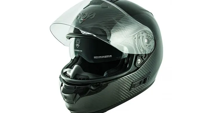Casco moto NOS NS-7C Carbon: gioiello italiano