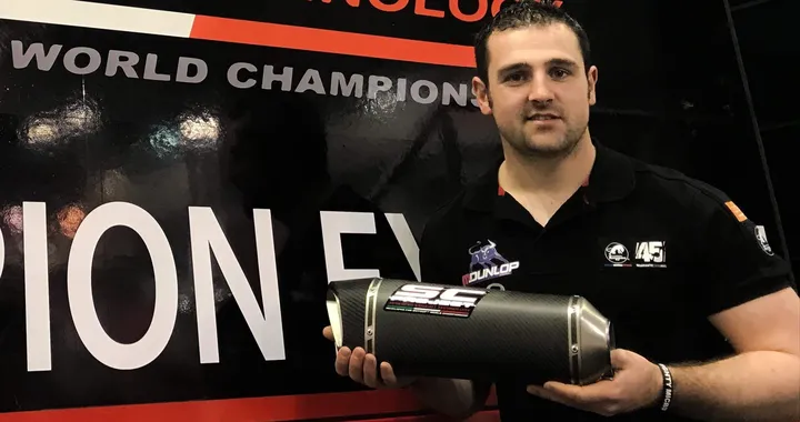 Road Racing: Michael Dunlop firma con Paton!