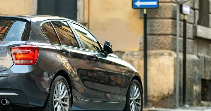 Quanto gli italiani devono sborsare ogni anno per mantenere l'auto: un salasso