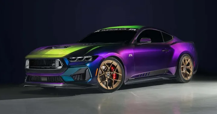 Nuova Ford Mustang: torna la leggendaria livrea Mystichrome