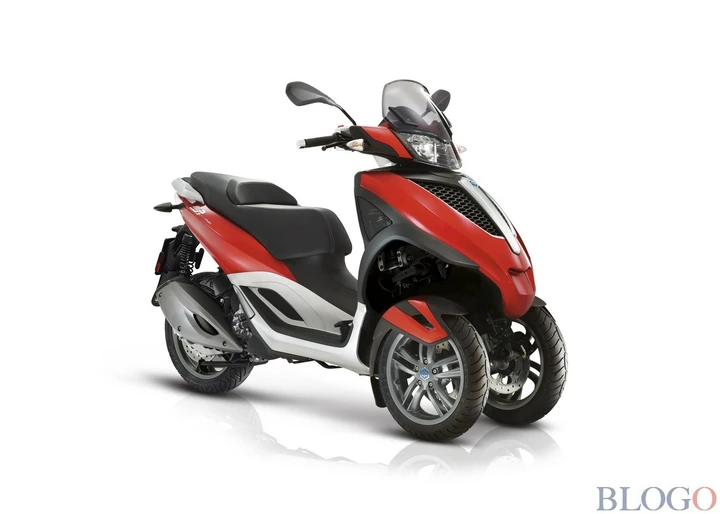 Piaggio MP3 si aggiorna con Yourban LT e Yourban Sport LT