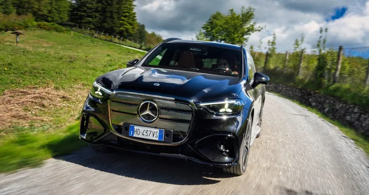 Mercedes-Benz GLC Elettrica, è già un'auto da record per la Stella