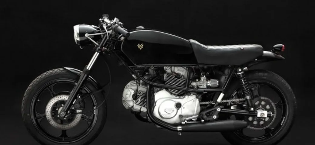 Cagiva Ala Azzurra 'Sputafuoco' by Venier Custom