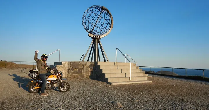 Da Reggio Calabria a Capo Nord in sella alla piccola Honda Monkey 125