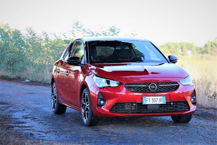 Opel Corsa 1.5 diesel GS Line: la prova su strada