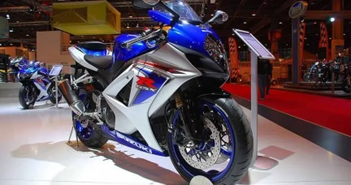 Salone di Parigi: Suzuki GSX-R 1000 K8