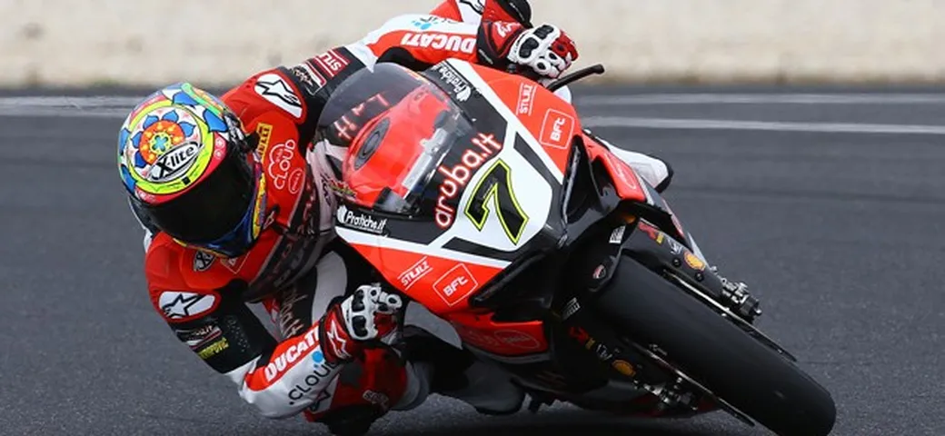 SBK Imola 2016, FP2: ancora Davies, davanti a Sykes e Rea