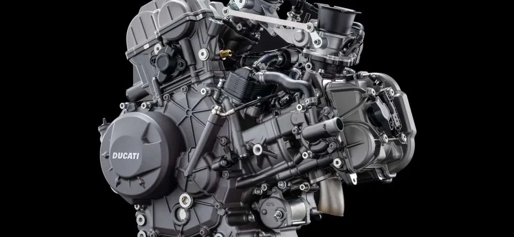 Ducati V2: la rivoluzione continua con Monster e DesertX nel 2026