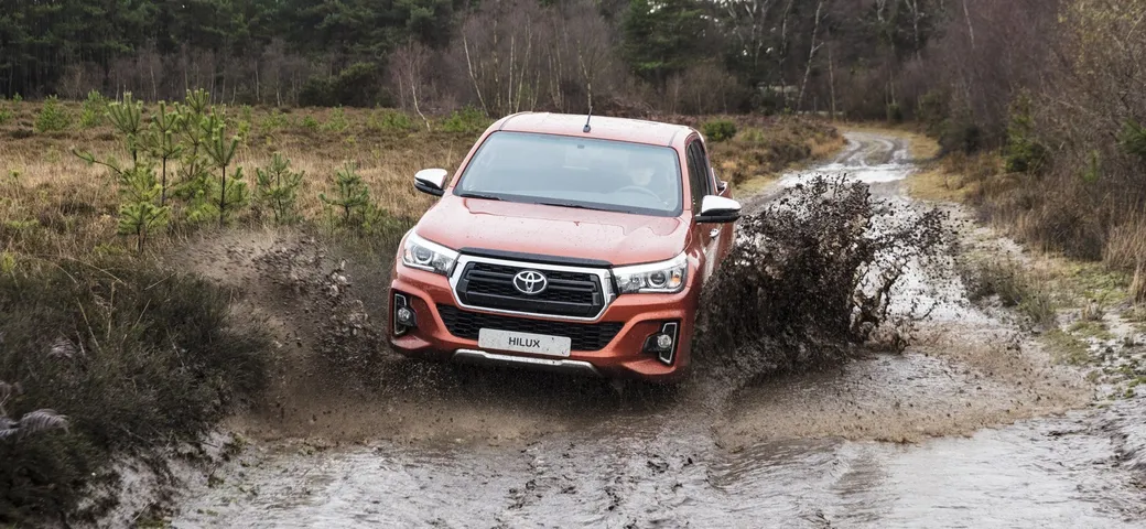 Toyota Hilux: versione speciale per i 50 anni del pick-up