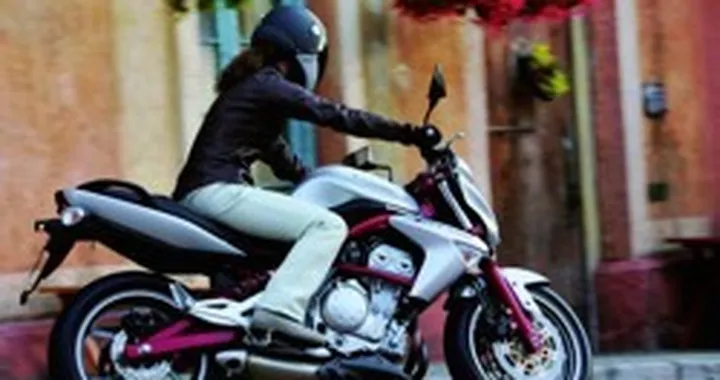 Kawasaki premia le motocicliste