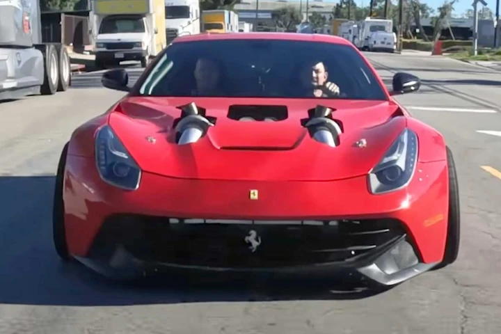 Spingono la Ferrari F12 Berlinetta fino a 1.300 CV e la portano a Maranello